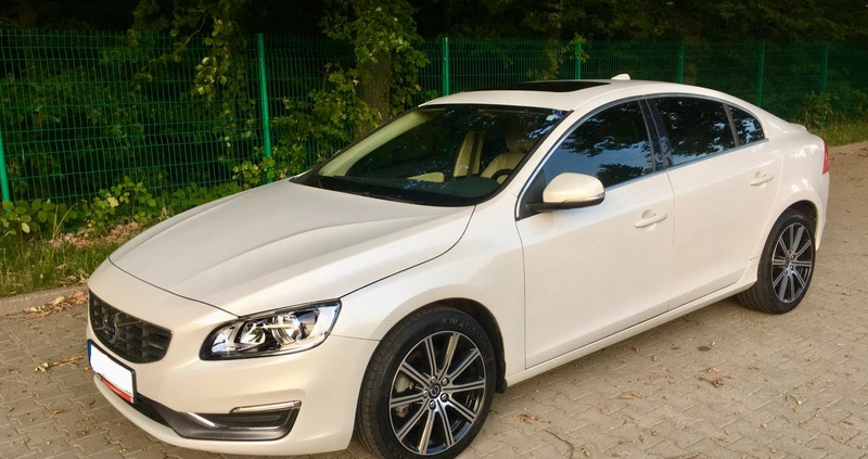 Volvo S60 cena 72000 przebieg: 20500, rok produkcji 2018 z Jarocin małe 704